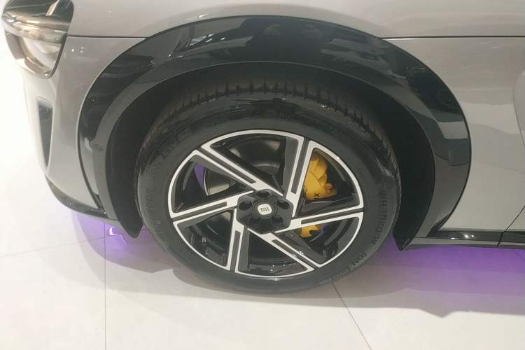 Used Xiaomi Auto YU7 2025 Ultra-Long Range Rear-Wheel Drive Version

