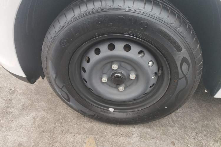 Used Wuling Hongguang New Energy 2025 Extended-Range Hybrid 50 km Utility Version