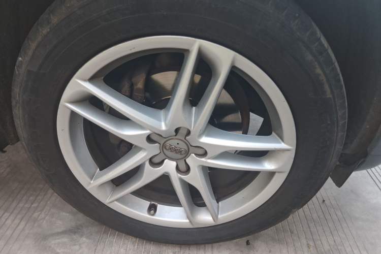 Used Audi Q5 2017 Plus 40 TFSI Ambition Model