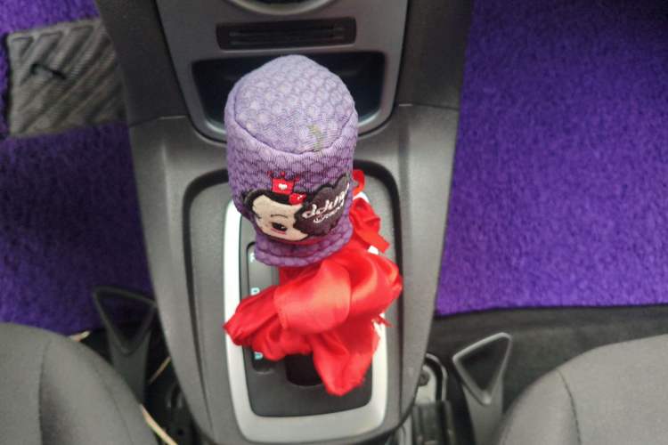 Used Ford Fiesta 2013 Hatchback 1.5L Automatic Prestige Model Gear Lever