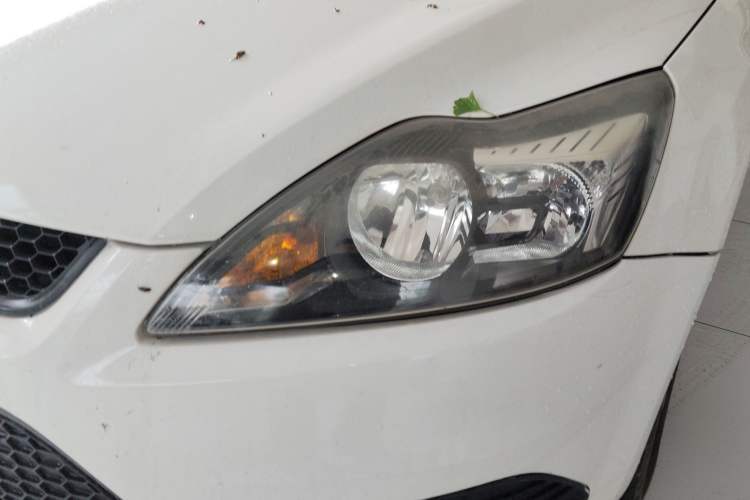 Used Ford Focus 2013 Hatchback Classic 1.8L Automatic Base Model