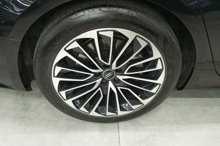 Used Audi A7L 2024 45 TFSI Luxury Edition
