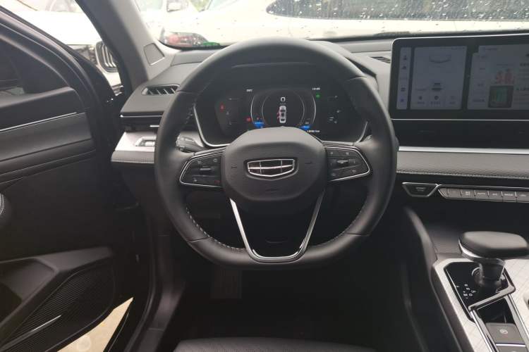 Used Geely Auto Preface 2023 2.0TD Luxury Version Steering Wheel