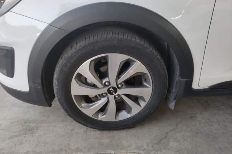 Used Kia KX Cross 2017 1.4L AT GLS