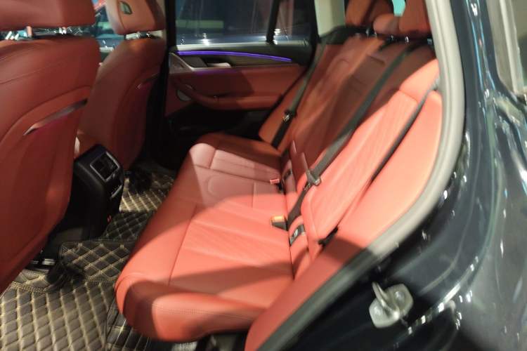 Used BMW X3 2022 xDrive30i Luxury Model M Night Sky Package Left Rear Seat