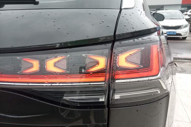 Used Volkswagen Tayron 2023 330TSI Two-Wheel-Drive Luxury Plus Advanced Version
