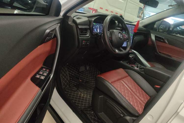 Used FORTHING T5L 2020 1.5T Automatic Luxury 7-Seater China VI Standard Driver Seat