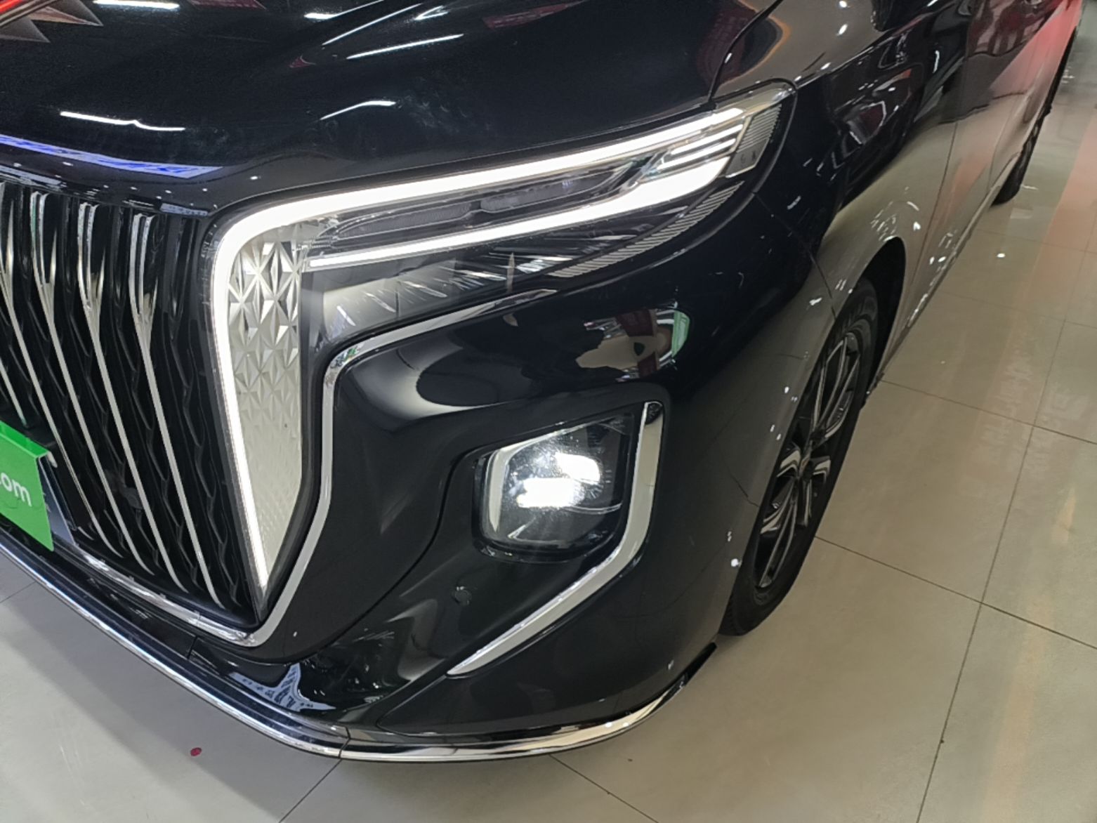 Hongqi HQ9 2023 2.0T Smart Connect Flagship Edition - Chinese Trim Xiang — снимка 8