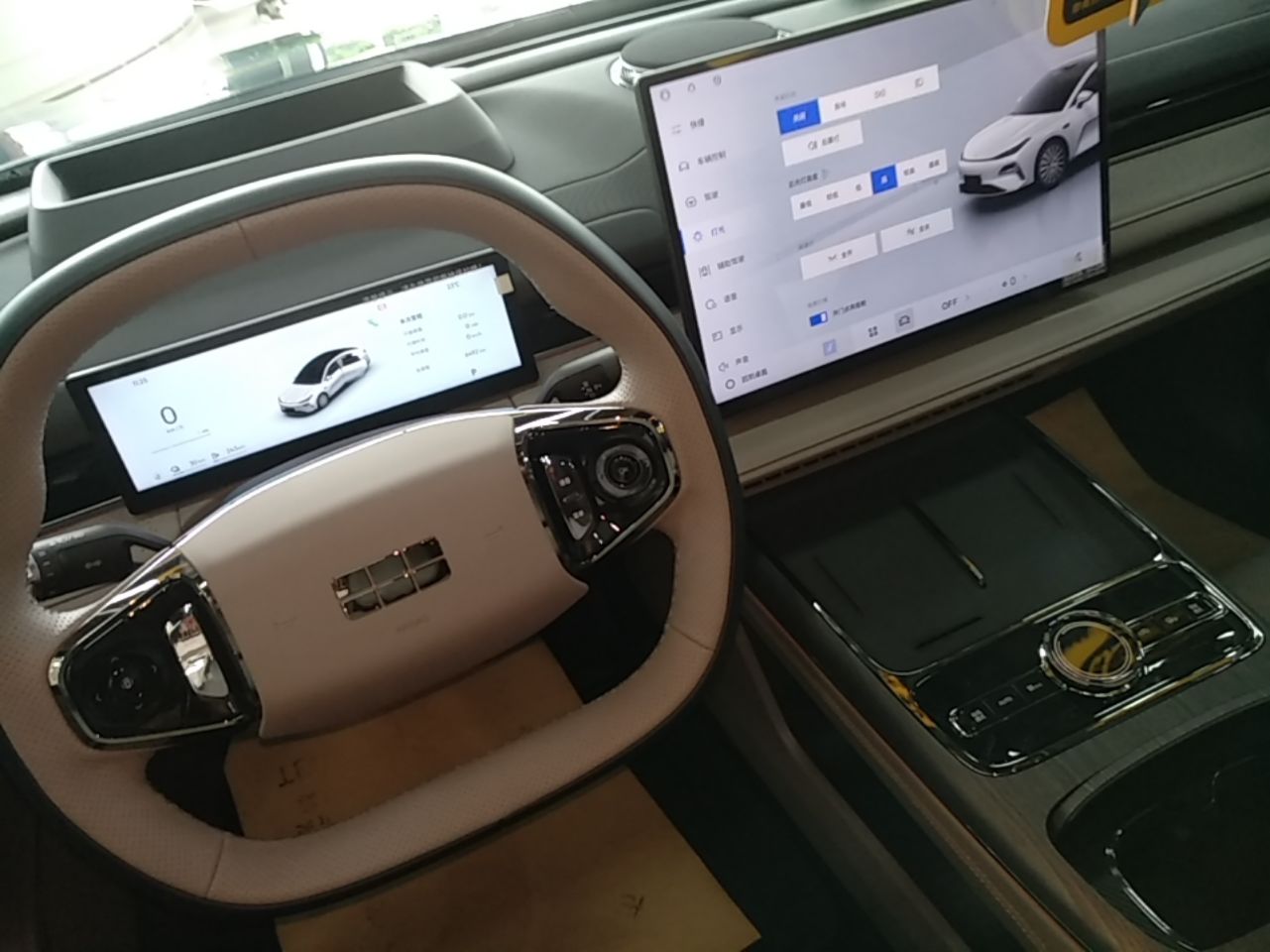 Geely Galaxy 8 2025 130km EM-P Starship Edition — снимка 16