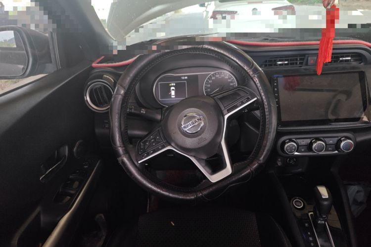 Used Nissan Kicks 2017 1.5L CVT Smart Drive Edition Steering Wheel