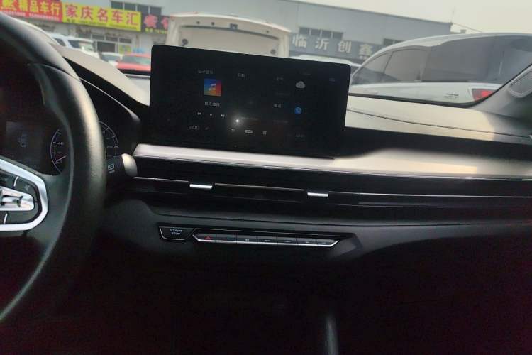 Used Geely Auto Vision X3 2021 PRO 1.5L CVT Deluxe Model Audio And AC Panel