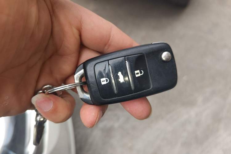 Used Changan Alsvin V7 2016 1.6L Manual Enjoyment Model China V Standard
