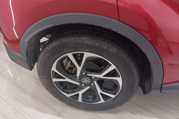 Used Toyota C-HR 2020 2.0L Luxury Edition Right Rear Wheel Hub