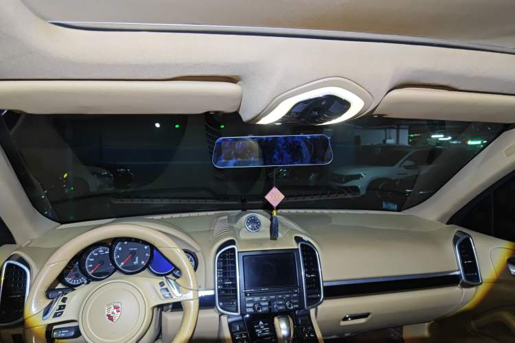 Used Porsche Cayenne 2014 Cayenne Platinum Edition 3.0T