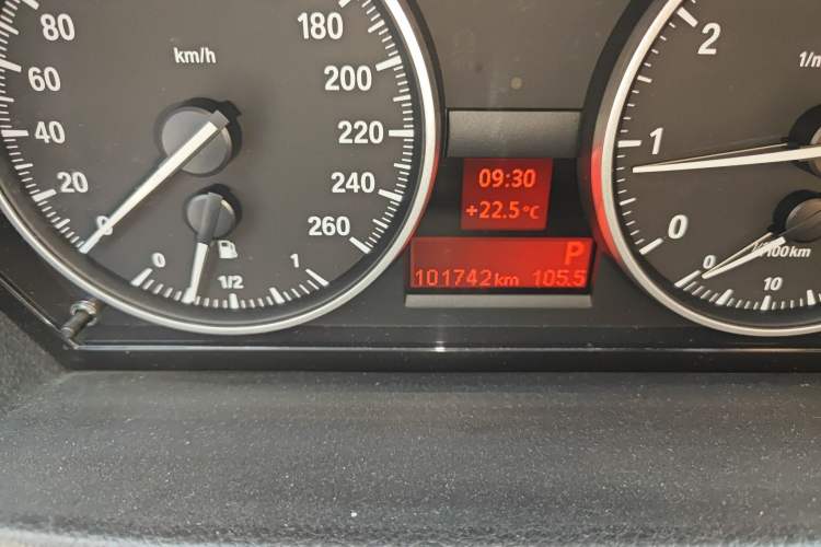 Used BMW 3 Series  Odometer Close Up