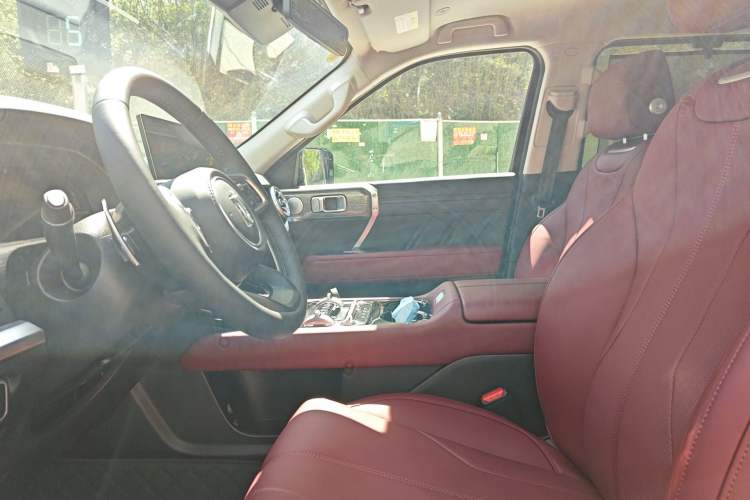 Used Tank 400 New Energy 2026 Model—Hi4-T Smart Enjoyment Version