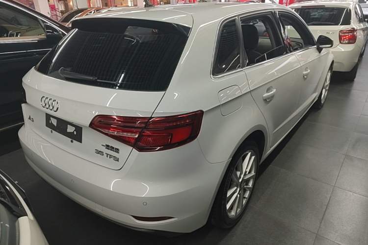 Used Audi A3 2020 Restyled Sportback 35 TFSI Entry-Level China VI Emission Standard