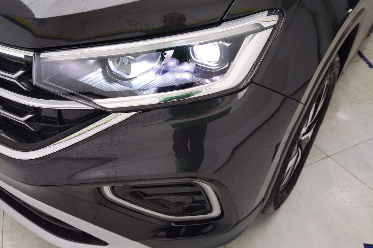 Used Volkswagen Tayron 2024 300TSI Two-Wheel-Drive Luxury Plus Advanced Version