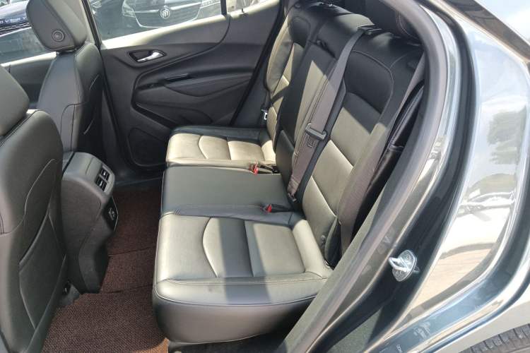 Used Chevrolet Equinox 2019 535T Automatic YuJie Edition China VI