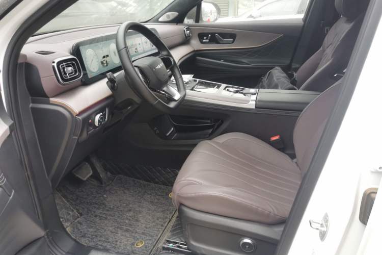 Used Chery Tiggo 9 2025 2.0T Automatic Two-Wheel Drive Luxury Edition 5 Seats