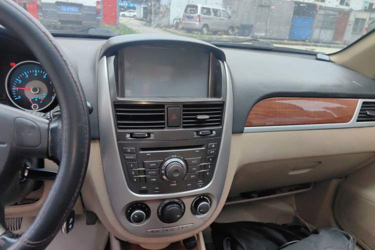 Used Buick Excelle 2008 1.6 LE-MT Navi Audio And AC Panel