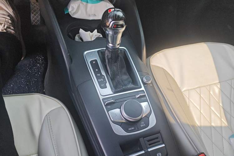 Used Audi A3 2019 Limousine 35 TFSI Fashion Edition China V standard
