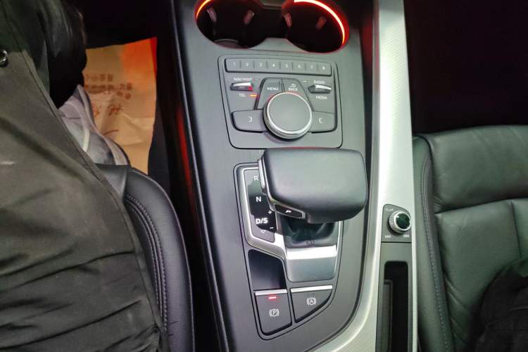 Used Audi A5 2017 Coupe 40 TFSI Fashion Model