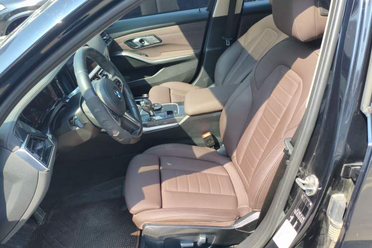 Used BMW 3 Series 2021 Second Facelift 325Li M Sport Package
