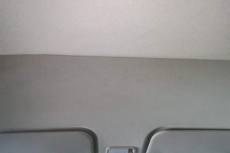 Used Wuling Rongguang V 2018 1.5L Standard Version
