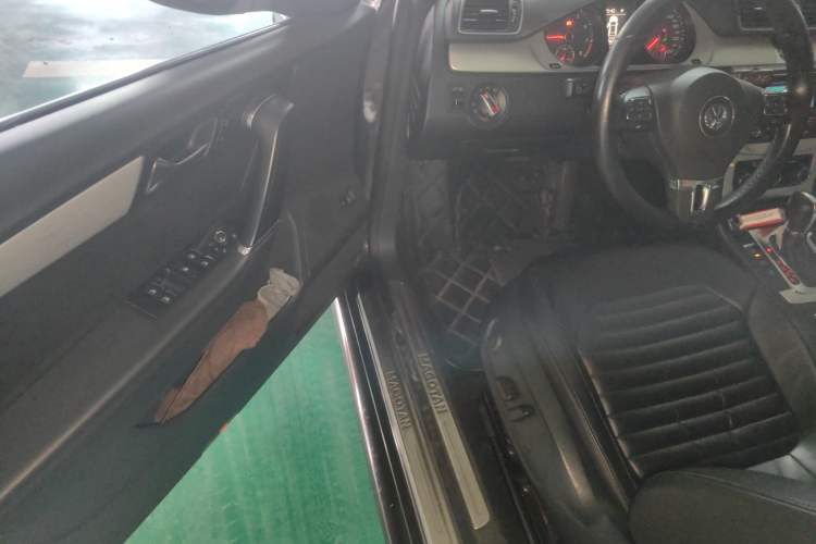 Used Volkswagen Magotan 2013 1.8TSI Premier Model