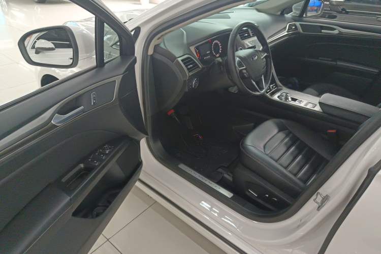 Used Ford Mondeo 2020 EcoBoost 180 Stylish Model
