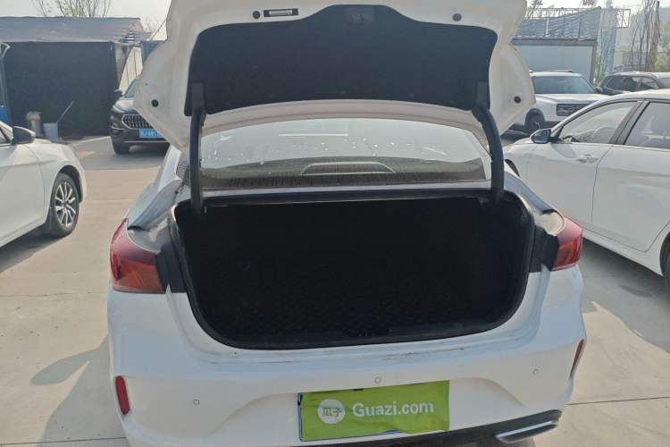 Used CHANGAN Eado 2022 PLUS Blue Whale NE 1.4T GDI DCT Prestige Edition Trunk