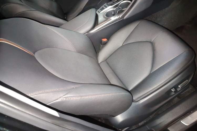 Used Toyota Camry 2021 Dual-Motor 2.5HG Luxury Edition Right Front Seat