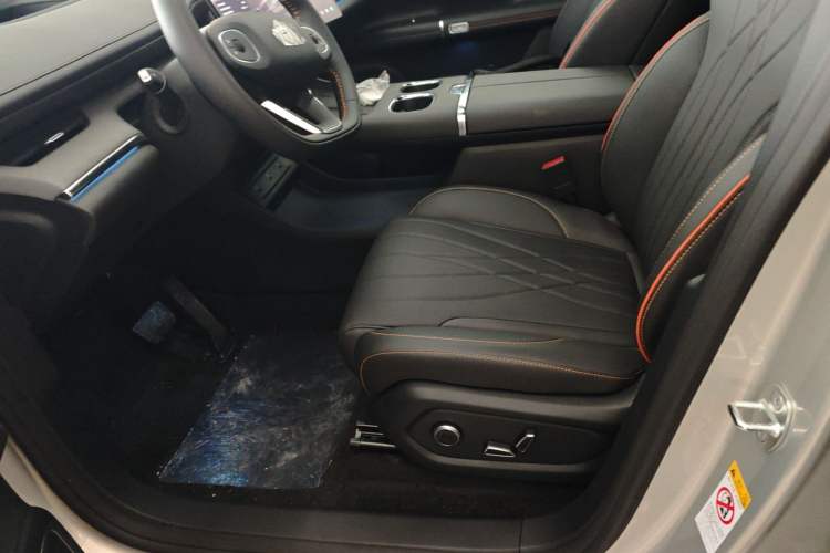 Used CHANGAN NEVO Q07 2025 215 Prestige Edition Left Front Seat