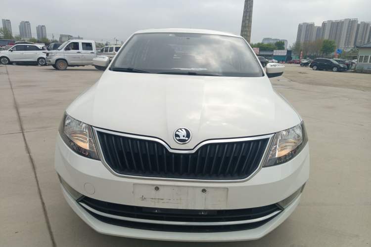 Used Skoda Rapid Spaceback 2019 Revised Version 1.5L Automatic Comfort Edition China VI Standard Front