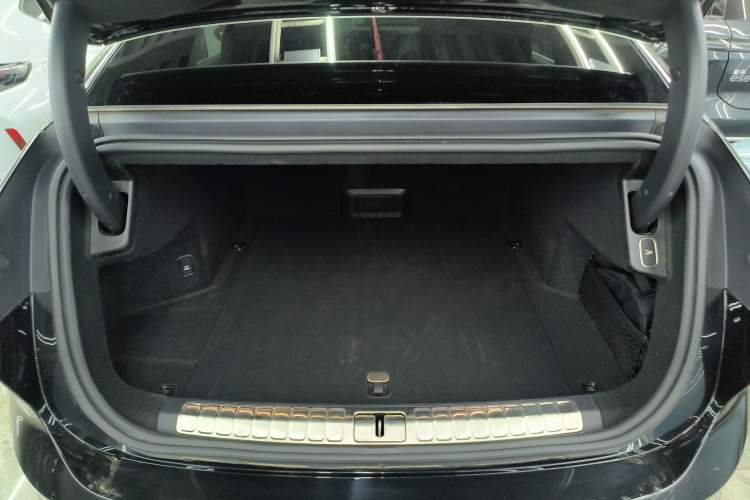 Used Nio ET9 2025 100kWh Signature Edition