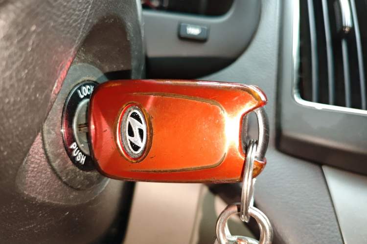 Used Hyundai Celesta 2011 1.6L Automatic Comfort Edition
