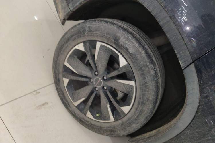 Used EXEED Lingyun 2021 290T Two-Wheel Drive Star Edition Right Rear Wheel Hub