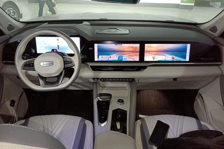 Used Geely Auto Monjaro L Intelligent Engine 2024 1.5T Tiangong Edition Center Console