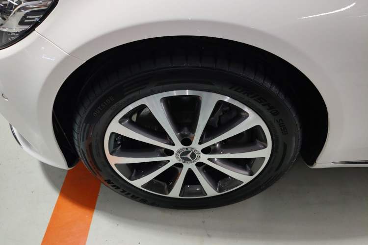 Used Mercedes-Benz C-Class 2020 Restyled C 260 L Sport Edition Left Front Wheel Hub