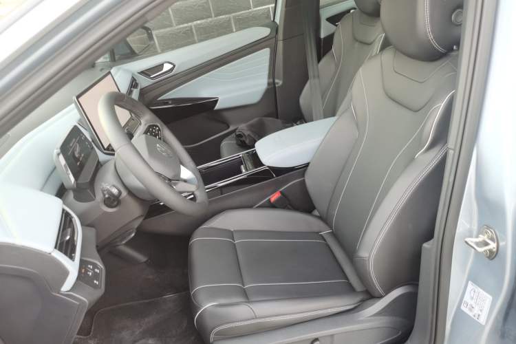 Used Volkswagen ID.4 X 2025 Smart Version Pure & Intelligent Enjoyment Edition
