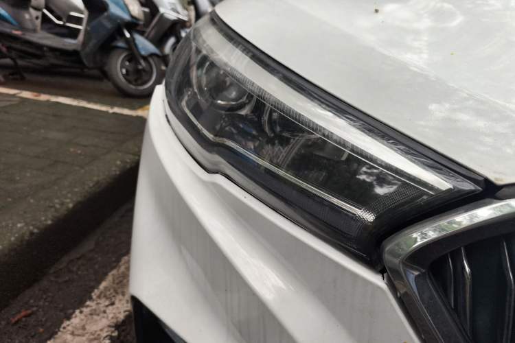 Used Hongqi H5 2019 30TD Dynamic Edition
