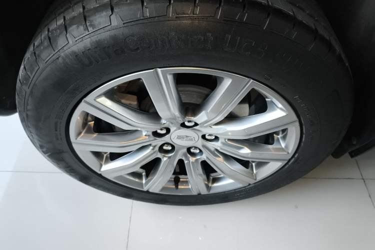 Used Cadillac XT4 2023 28T Two-Wheel Drive Prestige Version