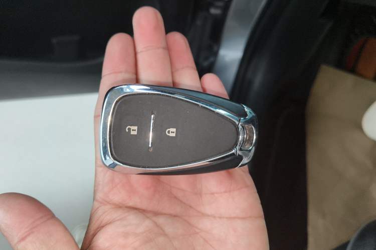 Used Chevrolet Orlando 2019 Redline 530T Automatic Enjoyment Version (5+2 Seating) China VI