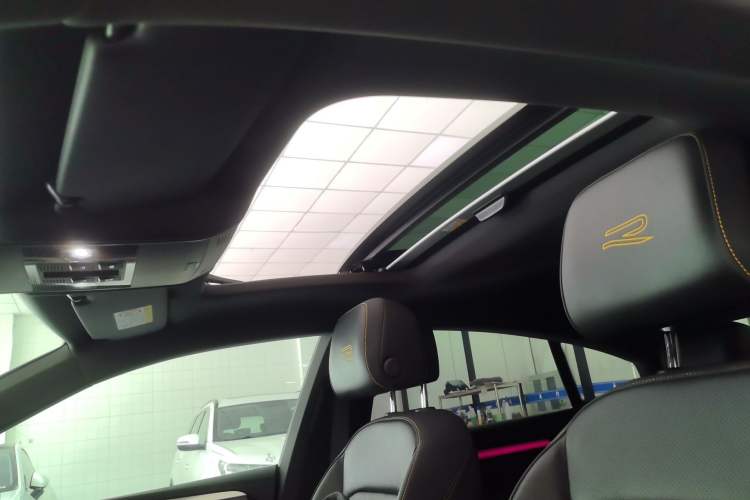 Used Volkswagen FAW-Volkswagen CC 2024 380TSI Striking Edition Headliner