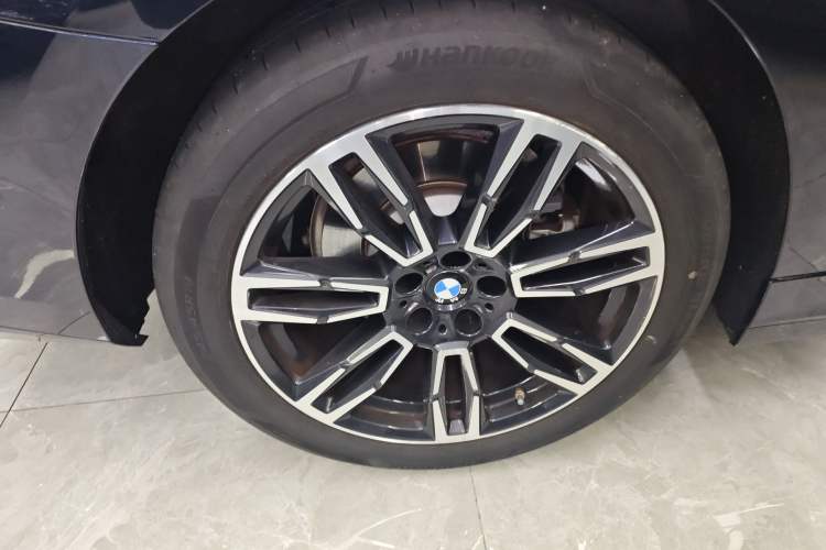 Used BMW 5 Series 2024 525Li M Sport Package Exterior 1