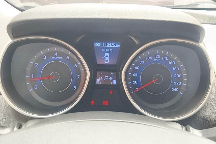 Used Hyundai Elantra (5th Generation / Langdong) 2016 1.6L Automatic Prestige Model Instrument Cluster