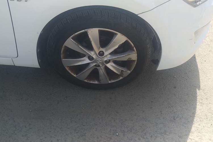 Used Hyundai Verna Ray 2014 1.6L Automatic TOP