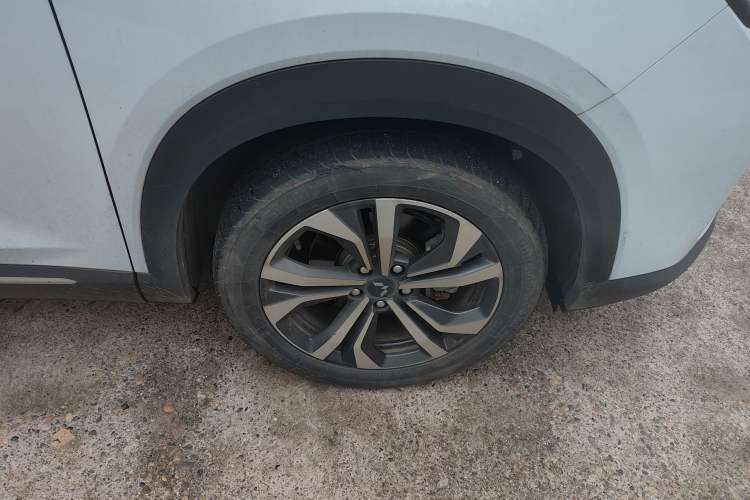 Used Wuling Asta 2022 2.0L DHT Electric-Speed Version