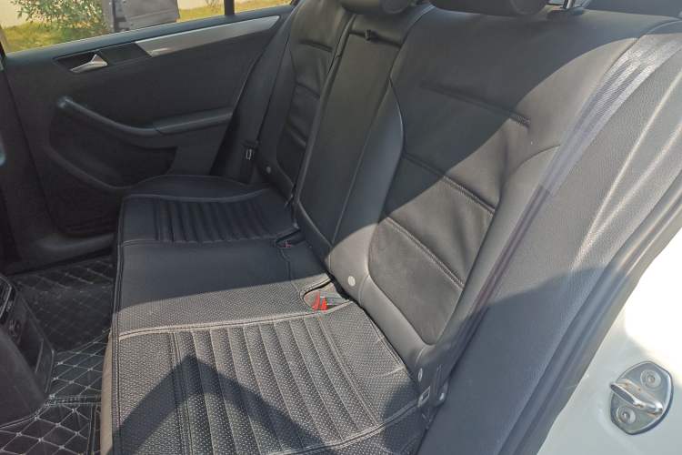 Used Volkswagen Sagitar 2014 Revised Version 1.6L Automatic Comfort Edition